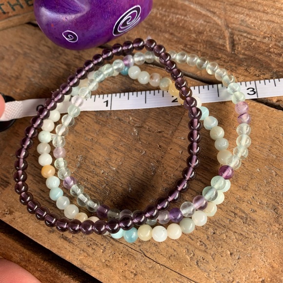 ✨SET OF STONE STACKING BRACELETS -AMETHYST 4mm✨ - Picture 6 of 7